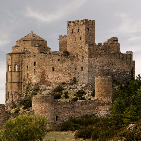 castillo de loarre-monumentos históricos