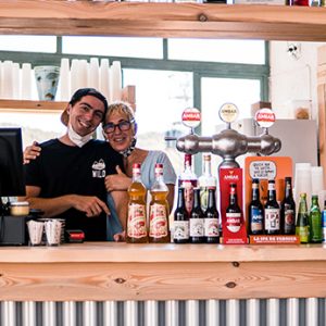 bar team-mike y larraitz-bar restaurant