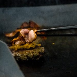hamburguesa casera-bar restaurante-camping armalygal